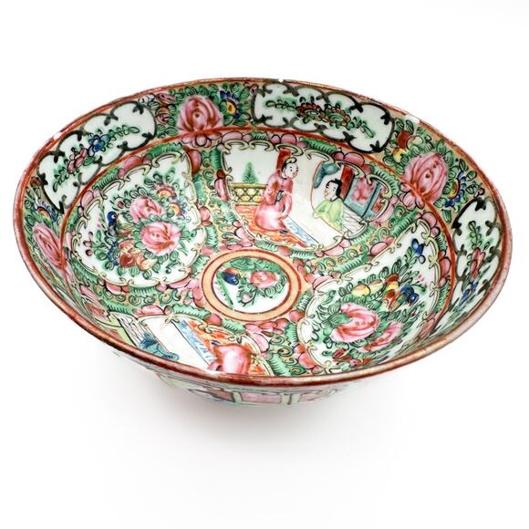 Antique Chinese Rose Medallion Bowl with Pinks and Greens Ancestors Floral - Picture 11 of 13